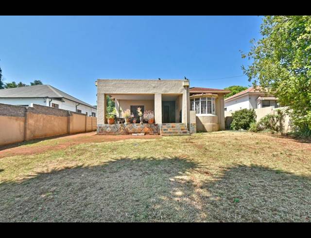 5 BEDROOM HOUSE FOR SALE IN KENSINGTON